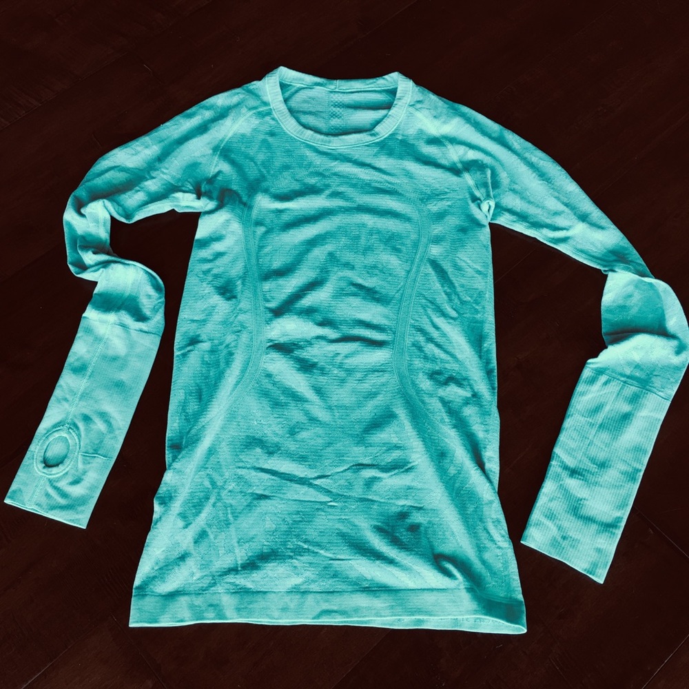 Lululemon Swiftly Tech long sleeve shirt